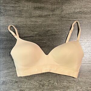 PINK Victoria's Secret Nude Seamless Wireless Bra